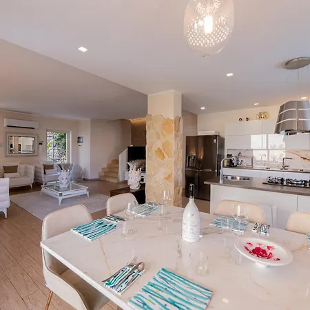 Mastrissa * Taormina